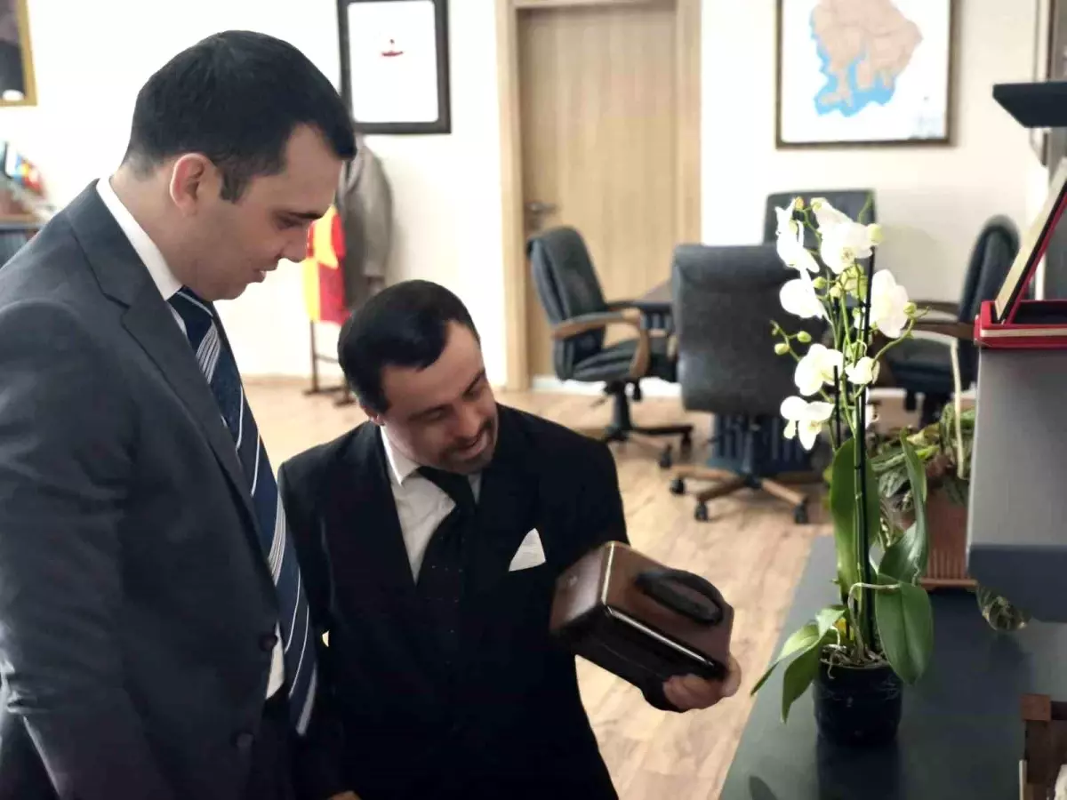Kaymakam, Down Sendromlu Kemal’i Ağırladı