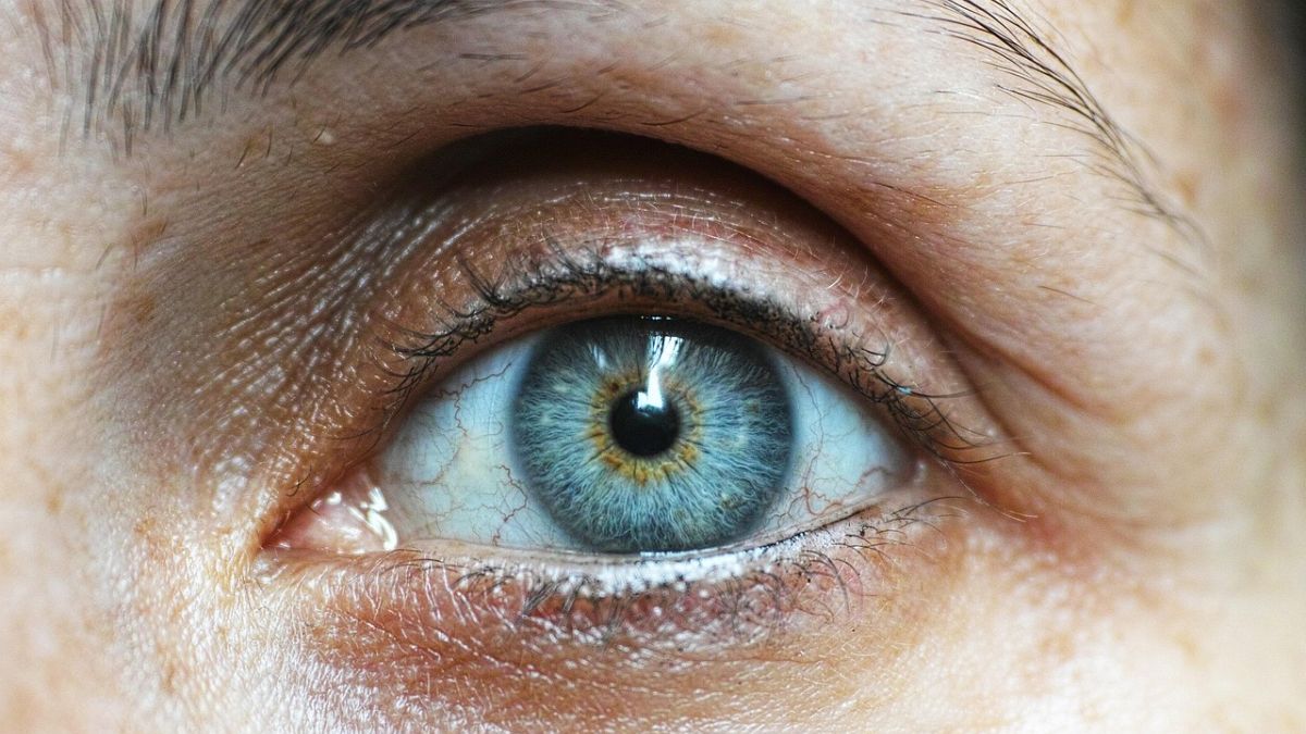 Bilim insanları yeni bir renk keşfetti: ‘Çok parlak’