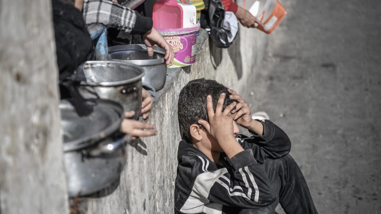 Filistin yönetimi, İsrail ablukası ve saldırıları nedeniyle Gazze’yi “kıtlık bölgesi” ilan etti